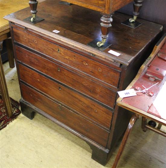 Georgian mahogany chest of drawers with slide